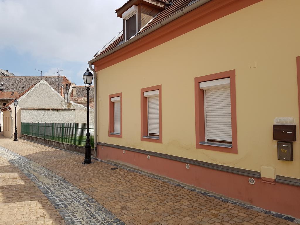 Apartman Kaszas Central Mosonmagyaróvár Exteriér fotografie